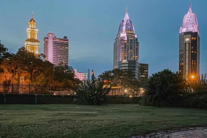 a large tower in a city